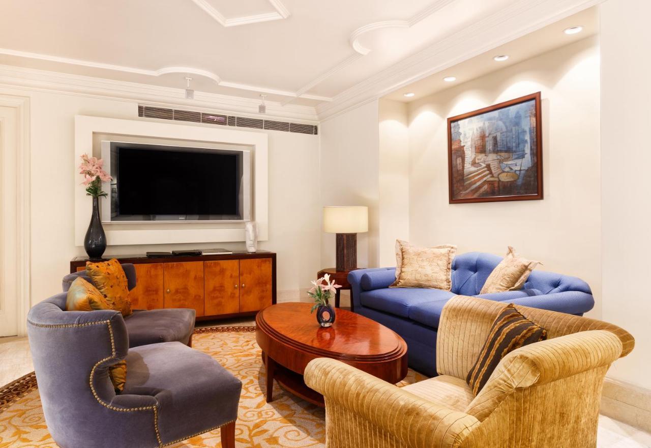 Hotel The Claridges Nueva Delhi Exterior foto Living room