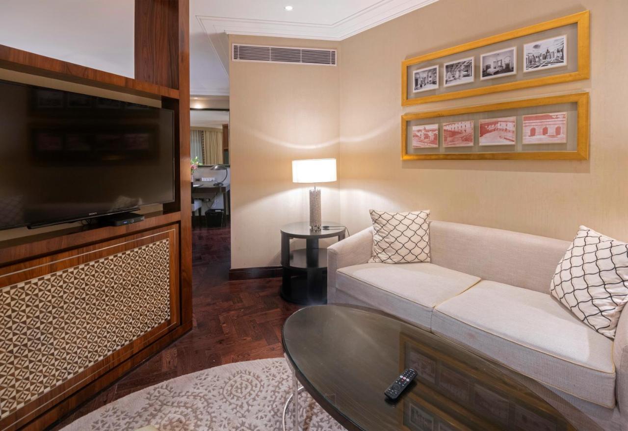 Hotel The Claridges Nueva Delhi Exterior foto Living room